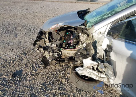 2014 Honda Cr-V Lx z USA, uszkodzony, nr VIN 2HKRM4H30EH703013